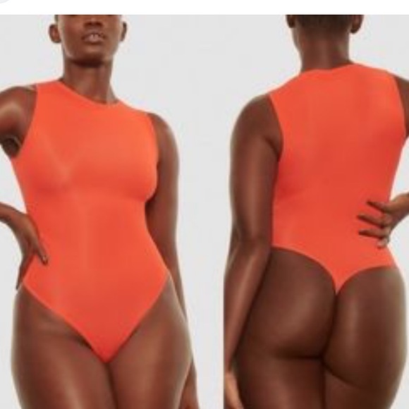 SKIMS Tops - SKIMS Poppy Bodysuit
